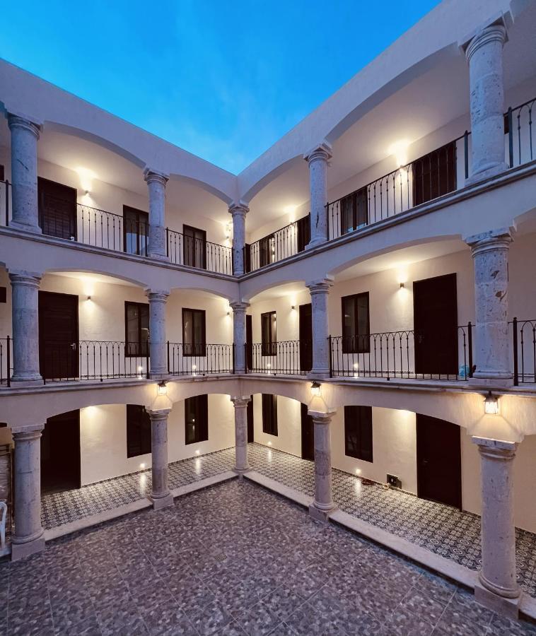 Casona 1530 3*